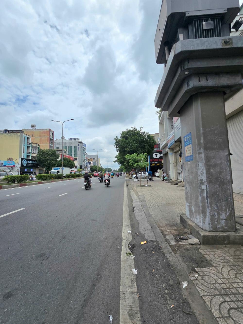 Cho thuê nhà mặt tiền Cộng Hòa, Tân Bình - 6x25m, trệt trống suốt