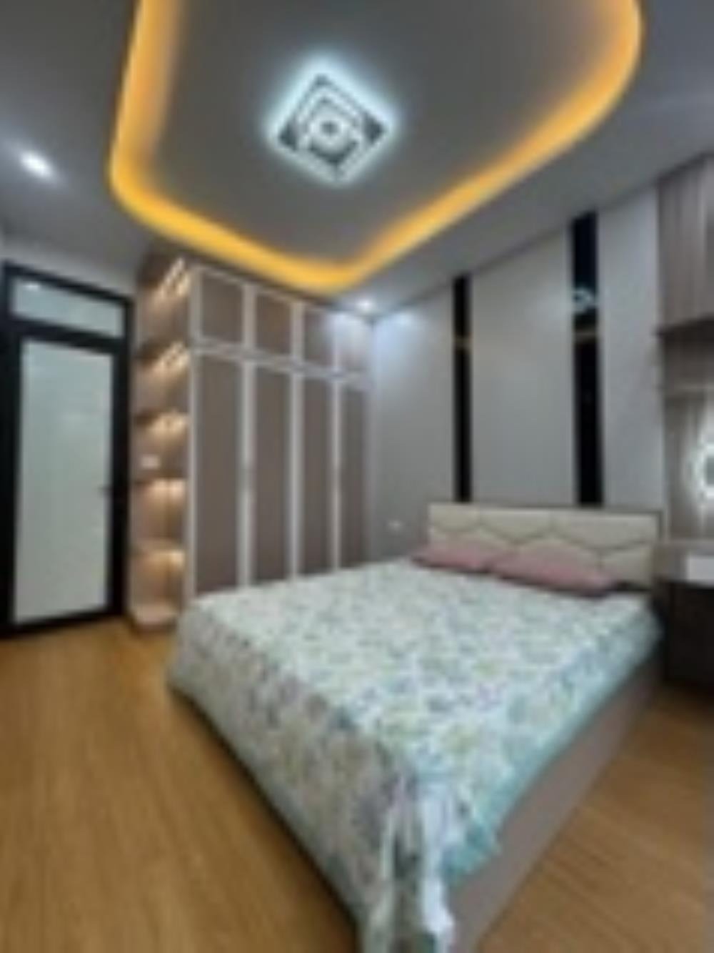 Bán nhà Ngô Quyền, Hà Đông: 30m², 5 tầng, Full Nội Thất, Giá 9.8 tỷ (TL)
