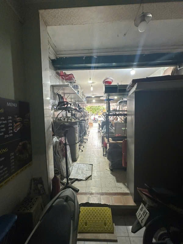 Bán Nhà Mặt Phố La Thành, Hà Nội - 47.7 Tỷ, 98m2 - Vị Trí Vàng