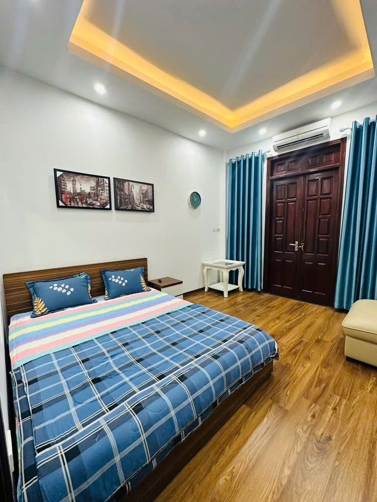 Nhà đẹp 5 tầng An Dương - Ô tô vào nhà, Giá Tốt - Chính Chủ