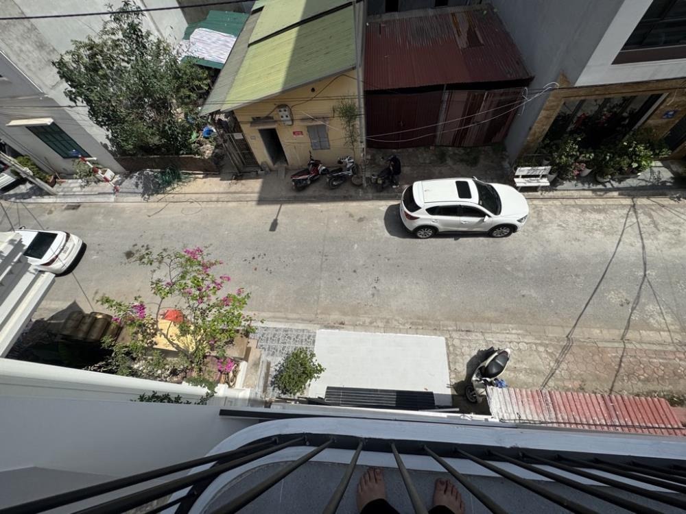 Bán Nhà 5 Tầng Ngọc Thụy - Gara, Thang Máy, Vỉa Hè - Giá 23.9 Tỷ