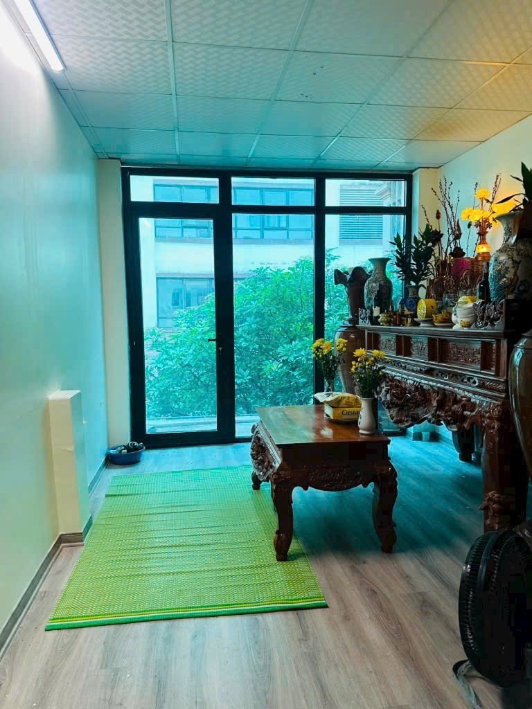 Bán nhà Lai Xá, Hoài Đức - 82m2, 3PN, Gara 7 Chỗ, View Hồ - Giá 9.8 Tỷ