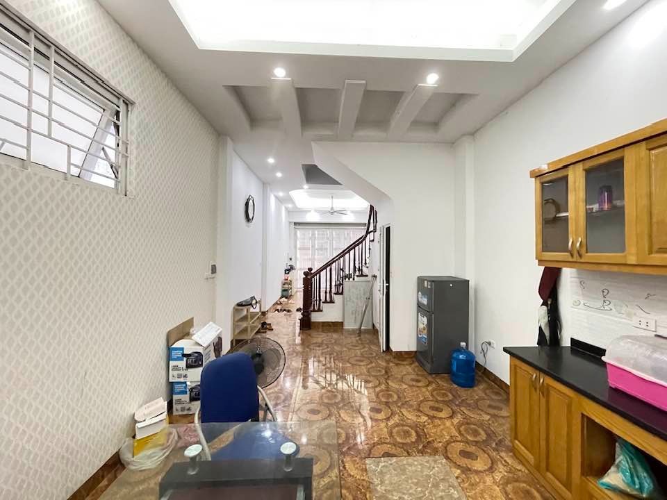 Bán nhà phố lô góc 3 mặt thoáng Vũ Ngọc Phan, Đống Đa - Giá chỉ 12 tỷ