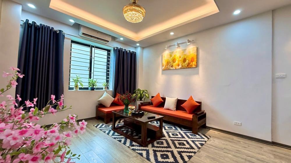 Căn hộ 2PN Nam Trung Yên Full Nội Thất - 4.67 tỷ