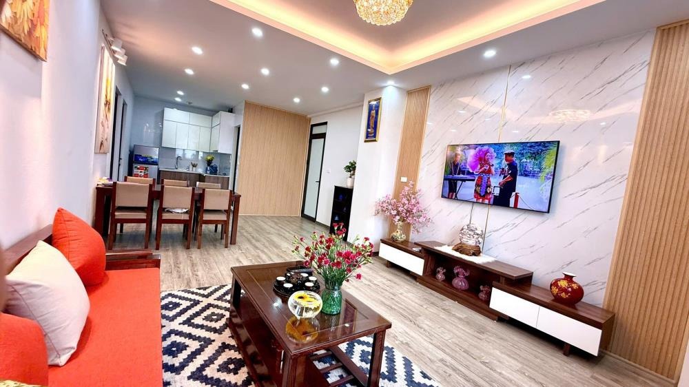 Căn hộ 2PN Nam Trung Yên Full Nội Thất - 4.67 tỷ