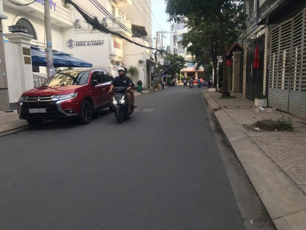 Nhà đẹp Tân Phú: 51m² Hẻm 6m, 1 Trệt 1 Lầu, Giá 7.15 Tỷ Thương Lượng