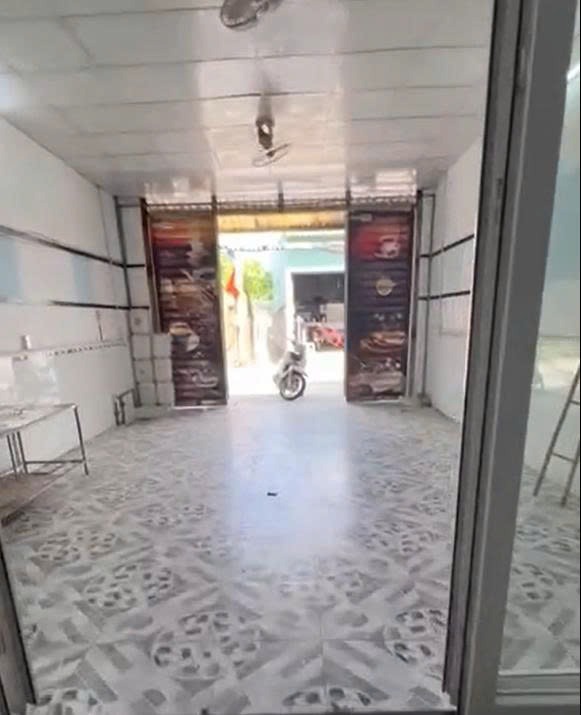 Bán Gấp Nhà Đẹp, Vị Trí Vàng Kinh Doanh - Giá Tốt Nhất Khu Vực