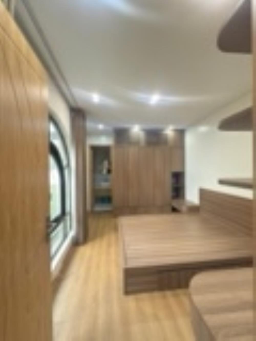 Siêu phẩm Đa Sĩ Hà Đông: 35m², 5 tầng, Full NT, Oto Đỗ Cửa, Giá 9.1 tỷ (TL)
