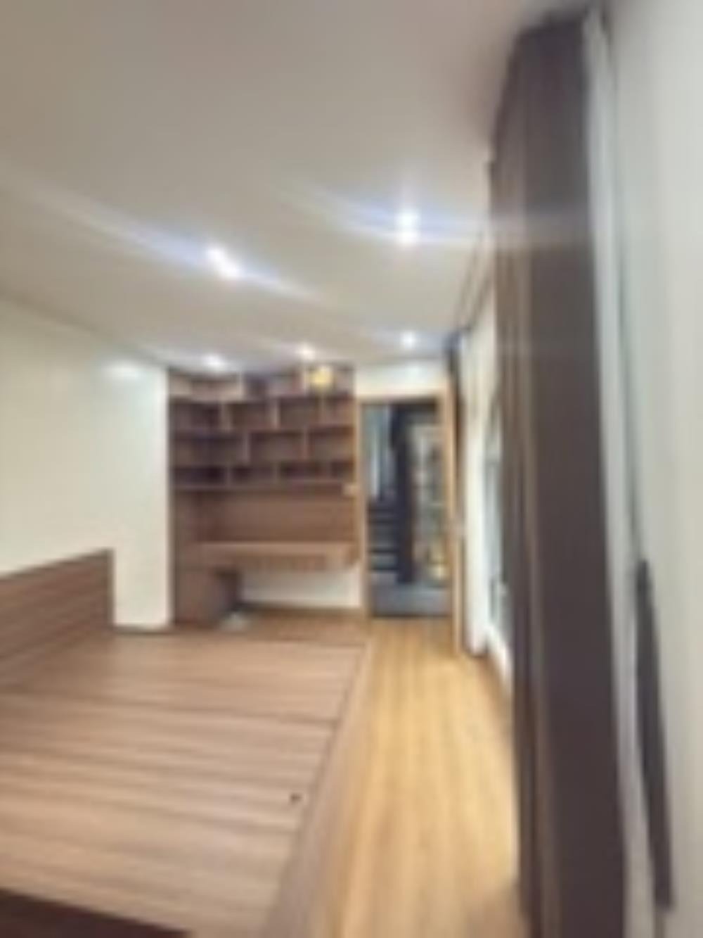 Siêu phẩm Đa Sĩ Hà Đông: 35m², 5 tầng, Full NT, Oto Đỗ Cửa, Giá 9.1 tỷ (TL)