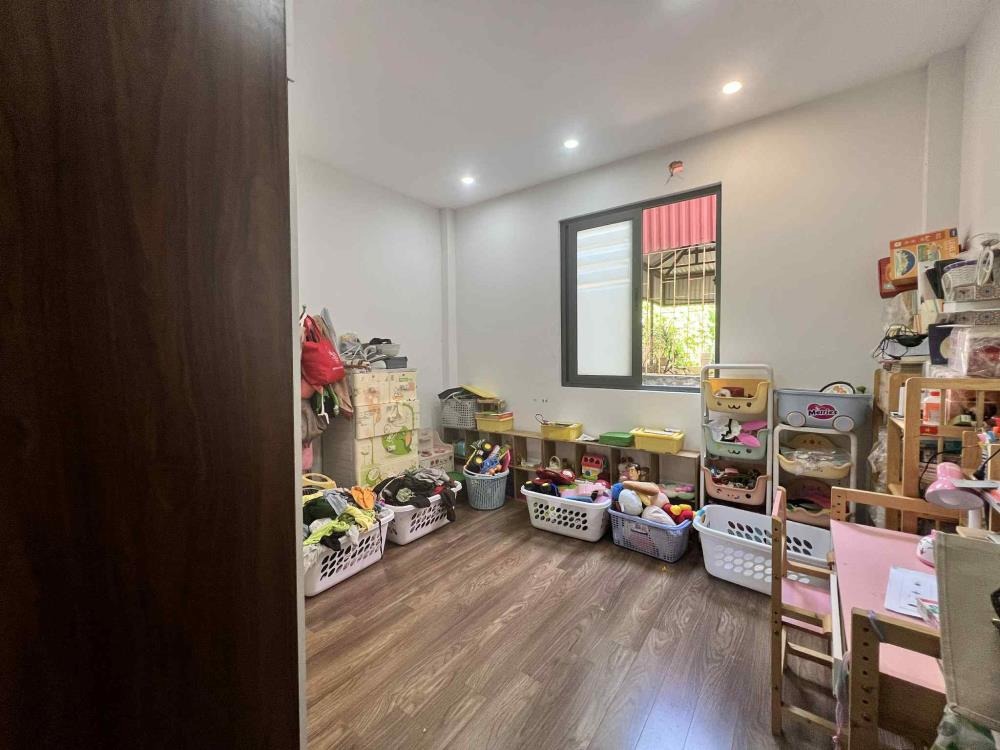 Nhà Mới Lạc Long Quân 58m2 - 4 Tầng - 15.5 Tỷ - Ô Tô Vào Nhà