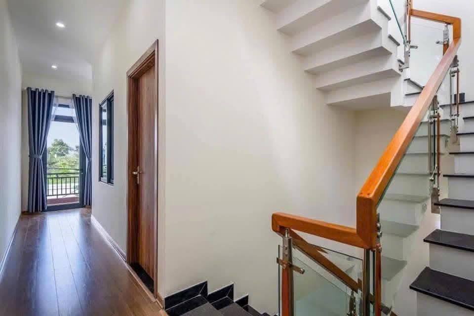 Nhà 1 Trệt 1 Lầu Long An: Giá Chỉ 1.6 Tỷ, Đầu Tư Sinh Lời