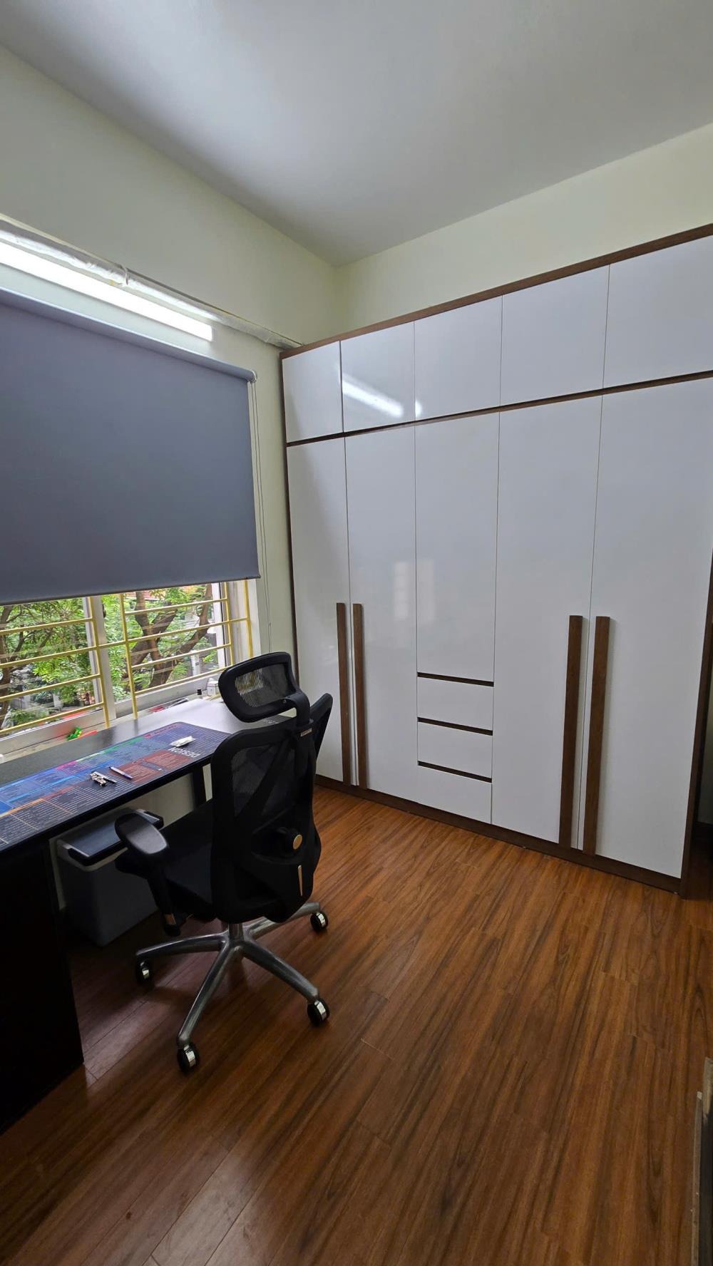 Bán Căn Hộ Linh Đàm 82m2, 3PN, Giá 4.9 Tỷ - N9B Bán Đảo