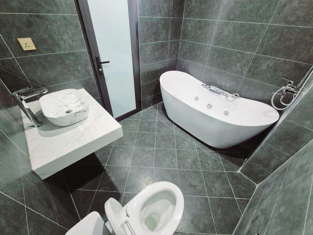 Bán nhà Đội Cấn 6 Tầng, Thang Máy, 5 Căn Hộ - Vị Trí Vàng, Sinh Lời Cao