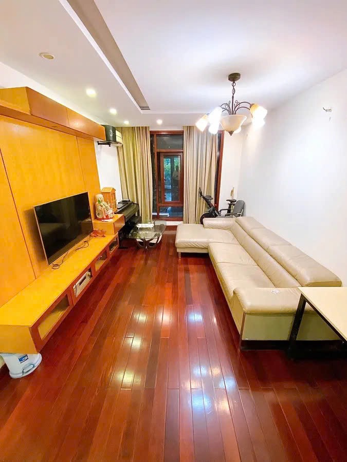 Bán nhà phố Vương Thừa Vũ, Thanh Xuân - 50m2, 5 tầng, ô tô đỗ cửa - Giá 15 tỷ