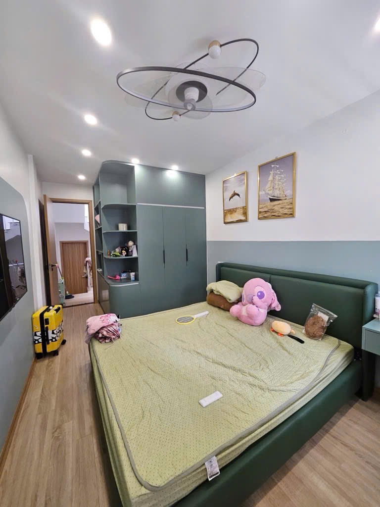 Bán nhà đẹp Thái Hà 46m² - Giá chỉ 14 tỷ - Ngõ thông, Sổ vuông