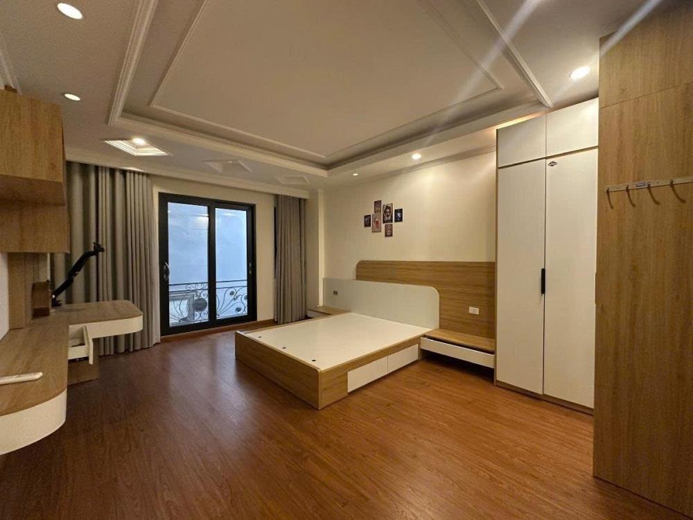 Hàng Hiếm Võ Chí Công: Nhà 7 Tầng, Mặt Phố, Ô Tô Đỗ Cửa