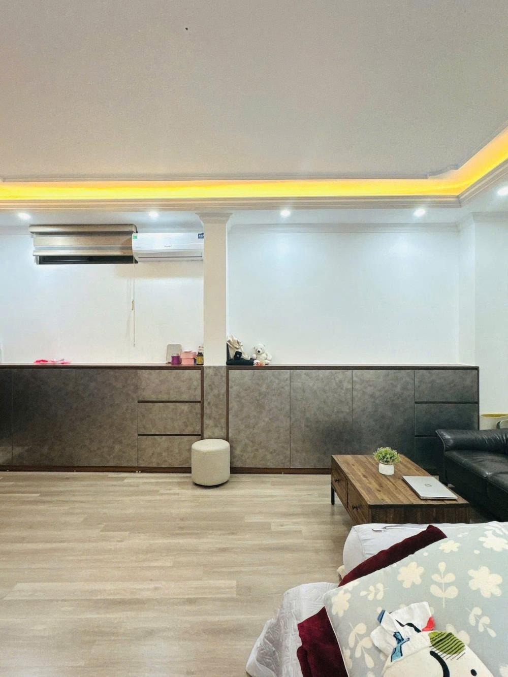 Bán nhà riêng Hà Nội: Hồng Mai - Lô Góc - Thang Máy - Sổ Đỏ