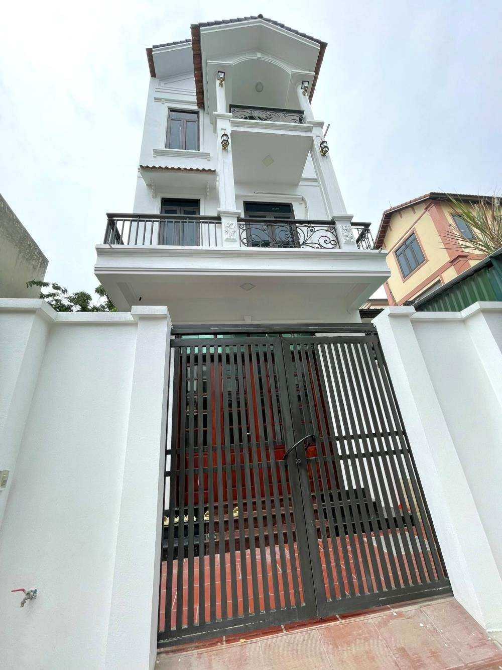 Bán nhà 72.2m2, 4 tầng, 4PN, sau Học viện Chính sách, Giá 7.6 tỷ