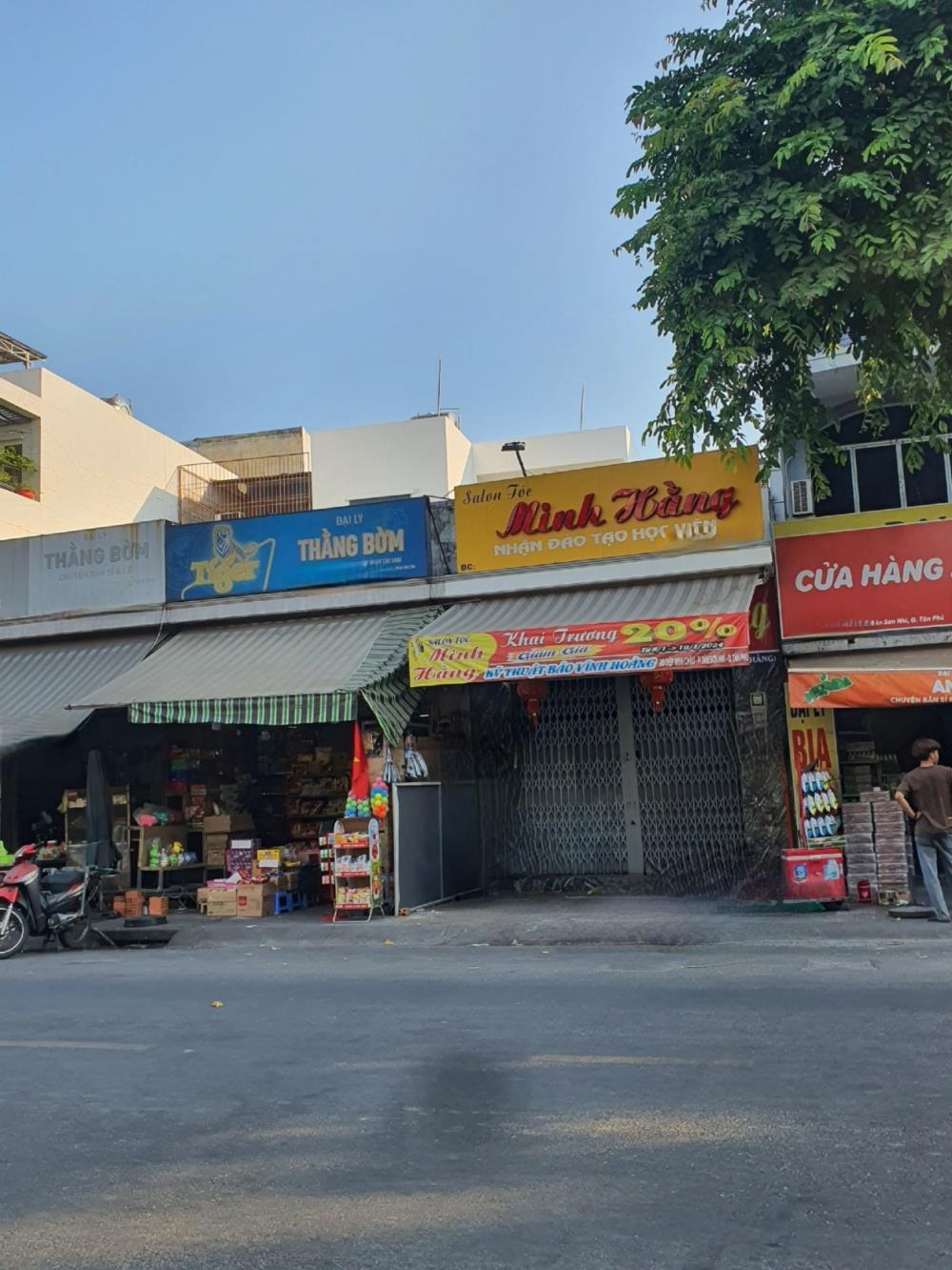 Bán nhà mặt tiền Tân Phú - 11x18m, 200m2, Giá 25 tỷ