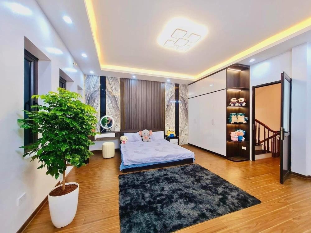 Nhà đẹp 5 tầng, 42m2, giá 8.95 tỷ - Kim Mã, Ba Đình - Tặng nội thất