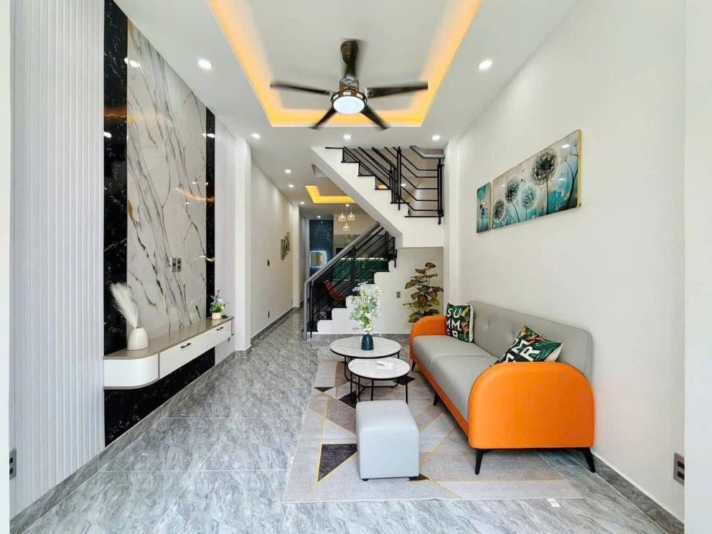 Bán nhà riêng 3 tầng, 3PN Tân Bình - 5.85 tỷ full nội thất