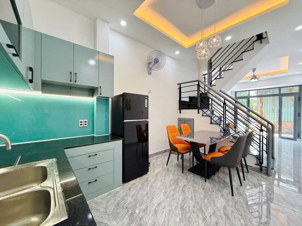 Bán nhà riêng 3 tầng, 3PN Tân Bình - 5.85 tỷ full nội thất