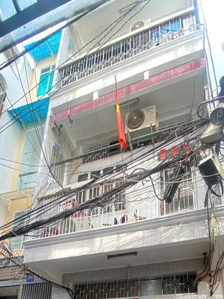 Hẻm Xe Hơi 6m Ngay Cây Vượt: Giá Chỉ 6.85 Tỷ