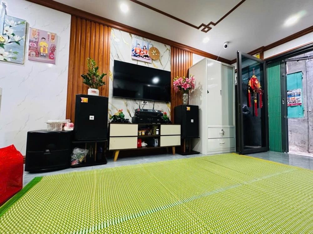Nhà góc 3 mặt thoáng, ô tô tránh, lô góc hiếm có tại Times City