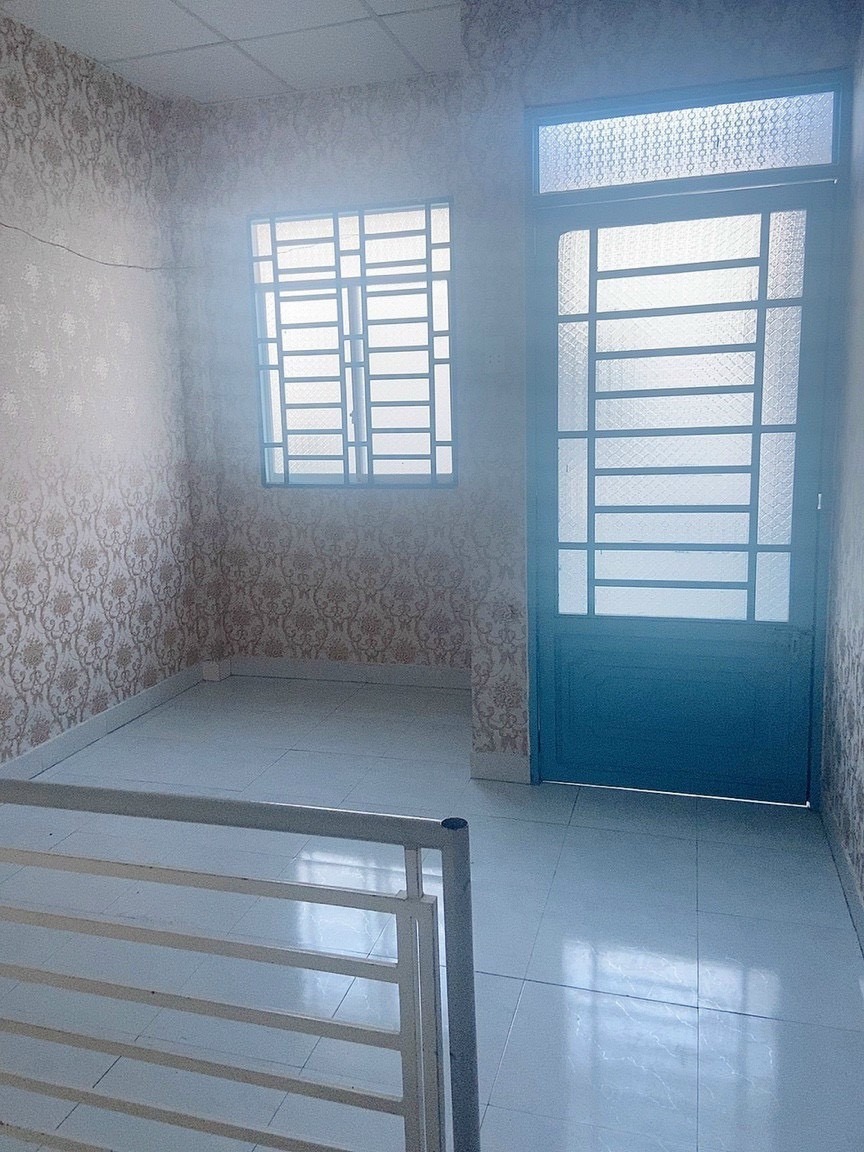 Nhà 2 Tầng Cao Lỗ, 29m2, Gần AEON, Giá 2.75 Tỷ - Vị Trí Đắc Địa