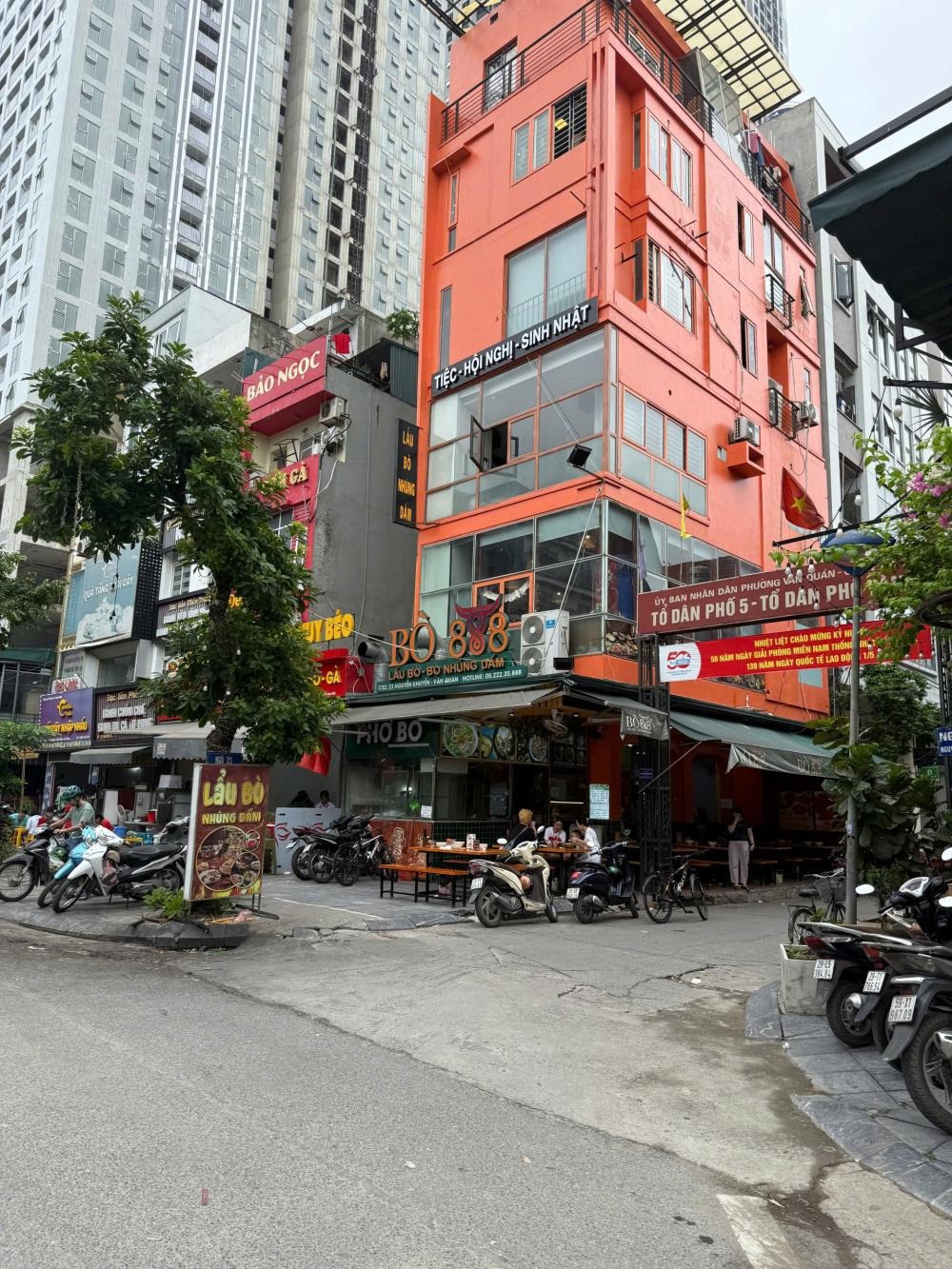 Bán Nhà Phố Nguyễn Khuyến 72m2, 5 Tầng, Vỉa Hè, Ô Tô Tránh - 16.2 Tỷ