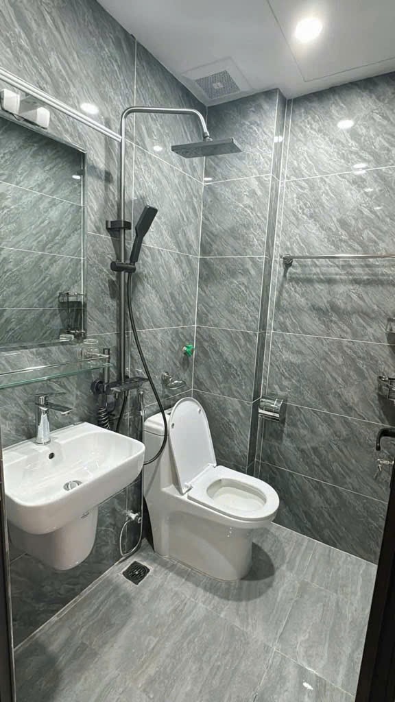 Nhà Phố Yên Phụ - Vị Trí Đỉnh, Giá Tốt - 7 Tỷ