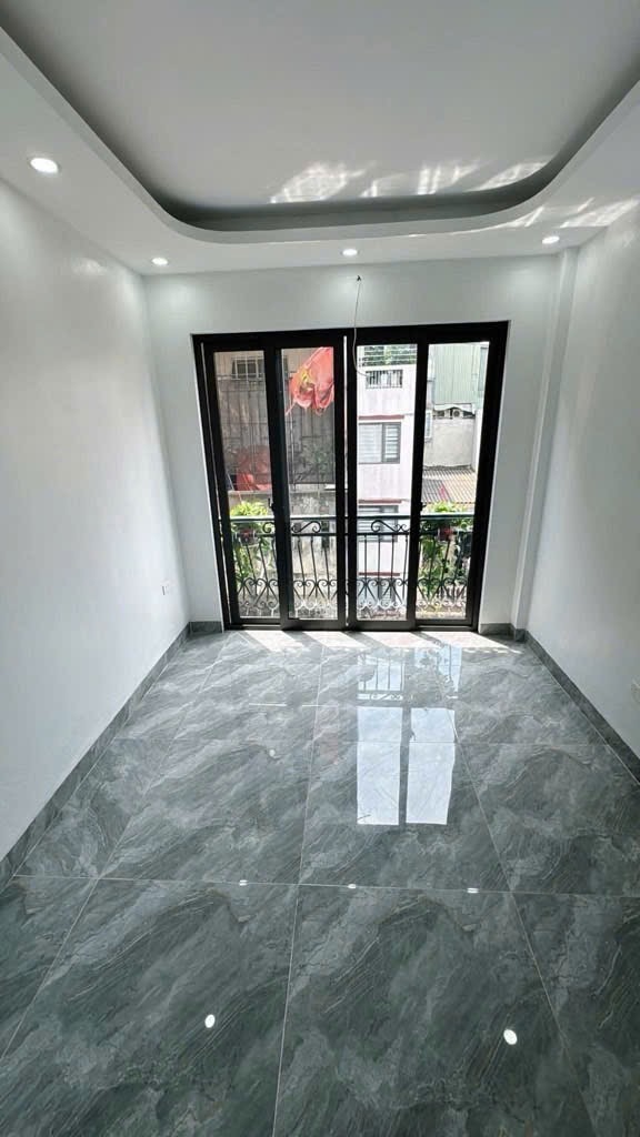 Nhà Phố Yên Phụ - Vị Trí Đỉnh, Giá Tốt - 7 Tỷ