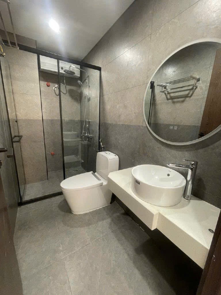 Bán nhà Xuân Đỉnh 35m2, 7 tầng, mặt tiền 4.4m, thang máy, nội thất