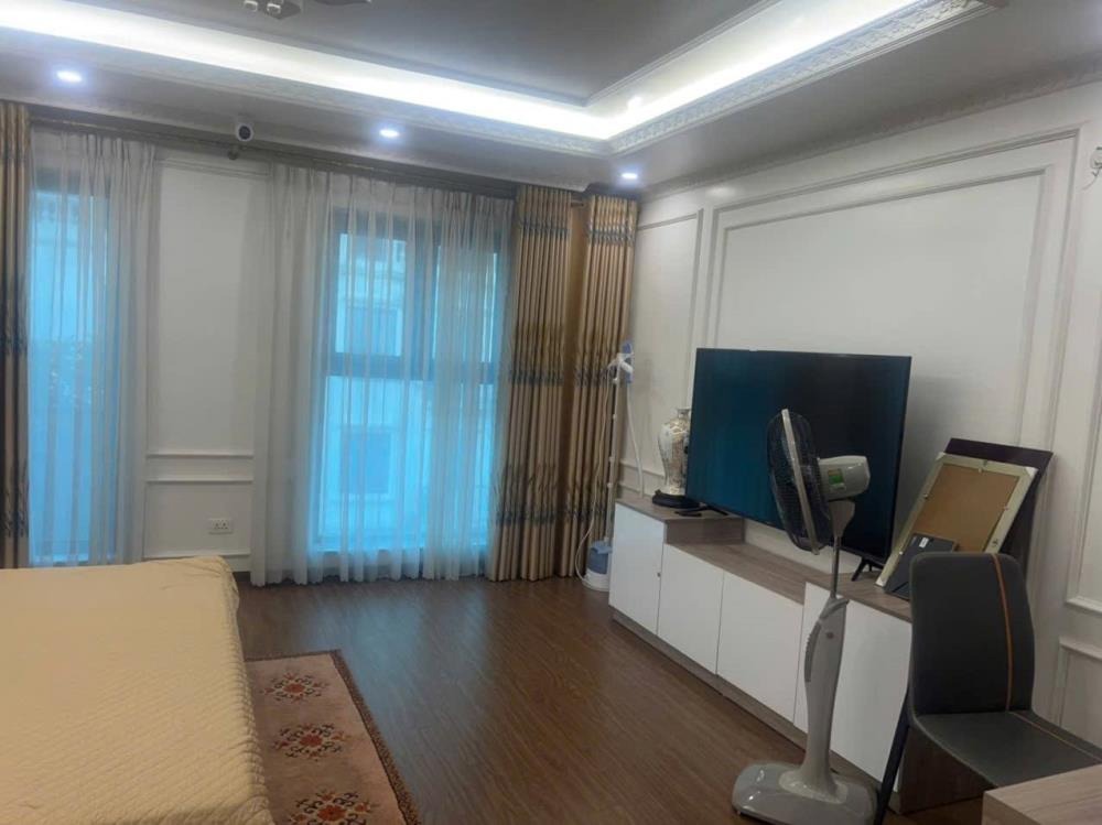 Bán Nhà 2 Mặt Đường Lacasta Văn Phú: Vị Trí Vàng Đầu Tư