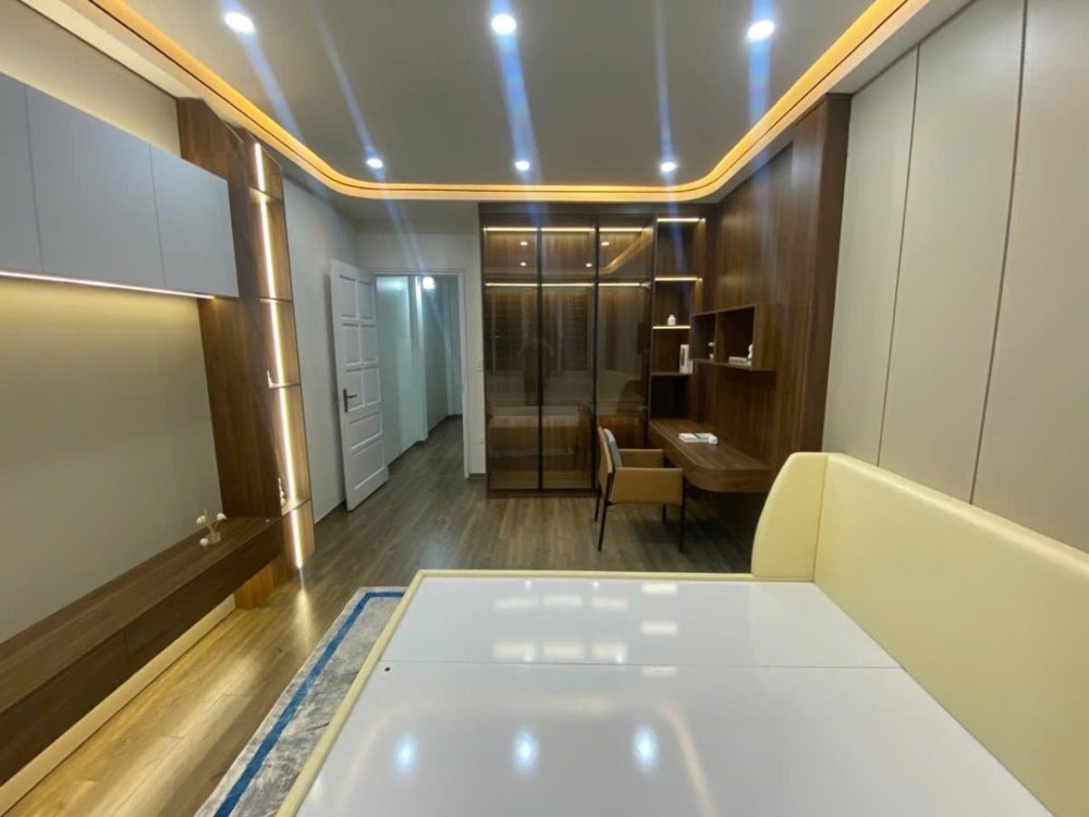 Trần Phú Hà Đông - Nhà 5 Tầng Nội Thất Xịn - Ngõ Thoáng, Gần Ô Tô