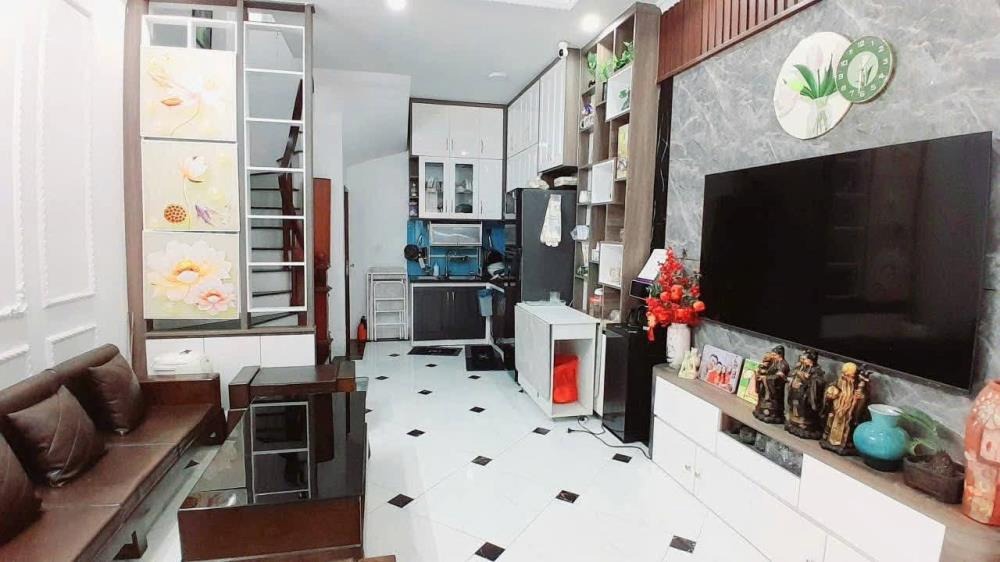 Ngọc Trục Đại Mỗ: Mua Nhà 5 Tầng, Giá Tốt, Ô Tô Đỗ Cận Nhà - 0397033017