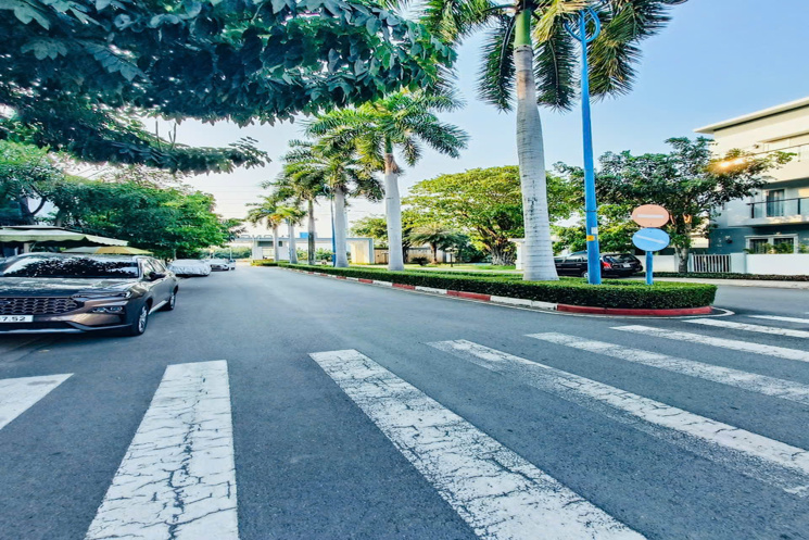 Bán nhà 3 tầng _  Khang Điền - gần GLOBAL CITY - TP. Thủ Đức nhỉnh 10 tỷ