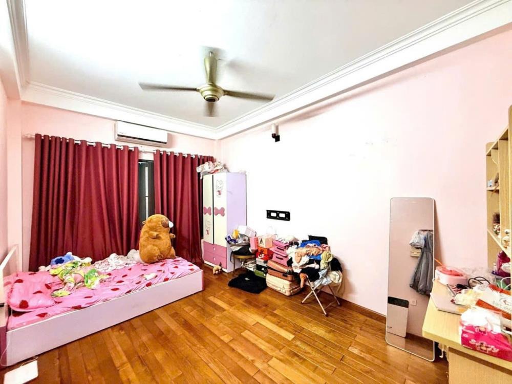 Bán Nhà Phố Hồng Mai - 57m2, 5 Tầng, 9.8 Tỷ - Vị Trí Đắc Địa