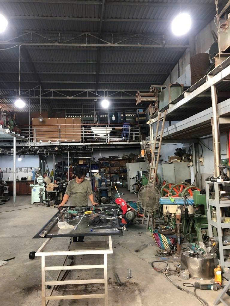 Mặt tiền đường Gò Ô Môi - Nhà Nát Tiện Xây - 160m2 - Quận 7 - Giá Tốt