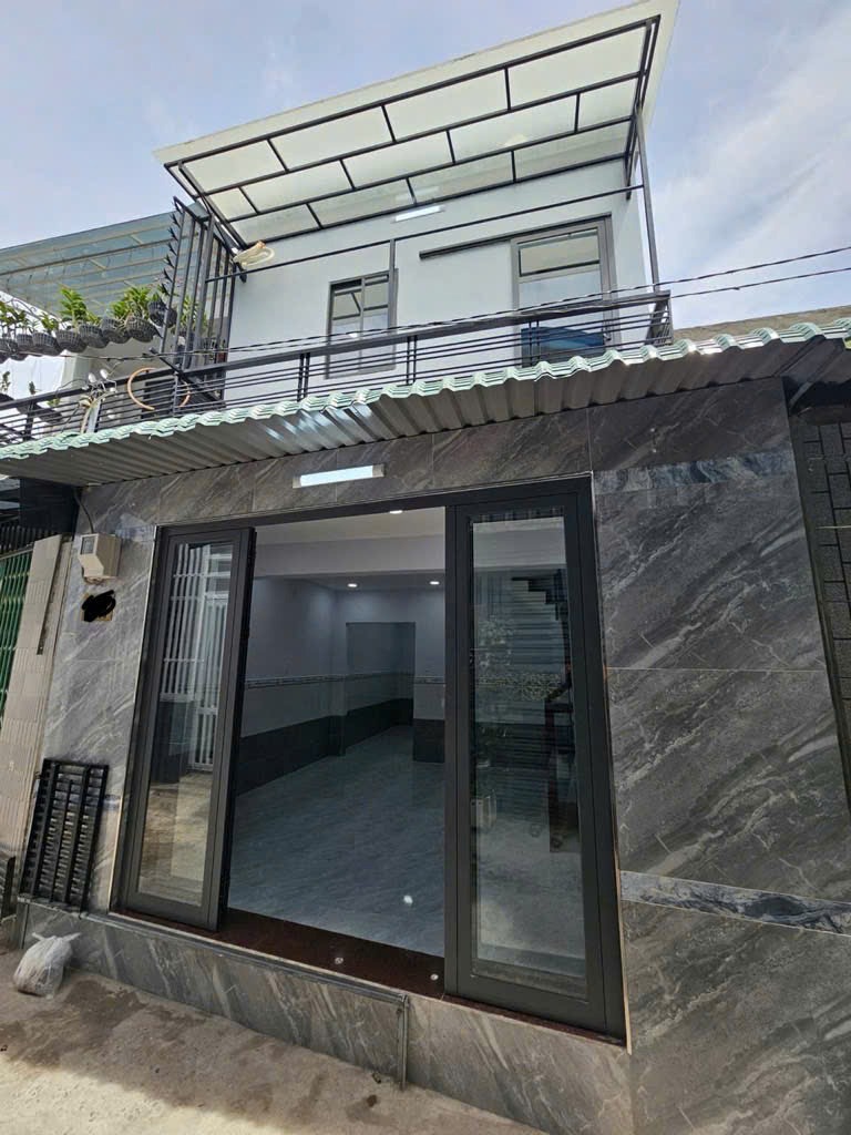 Nhà Mới Quận 7 - 3.79 Tỷ - 2PN, 2WC - Vị Trí Đắc Địa