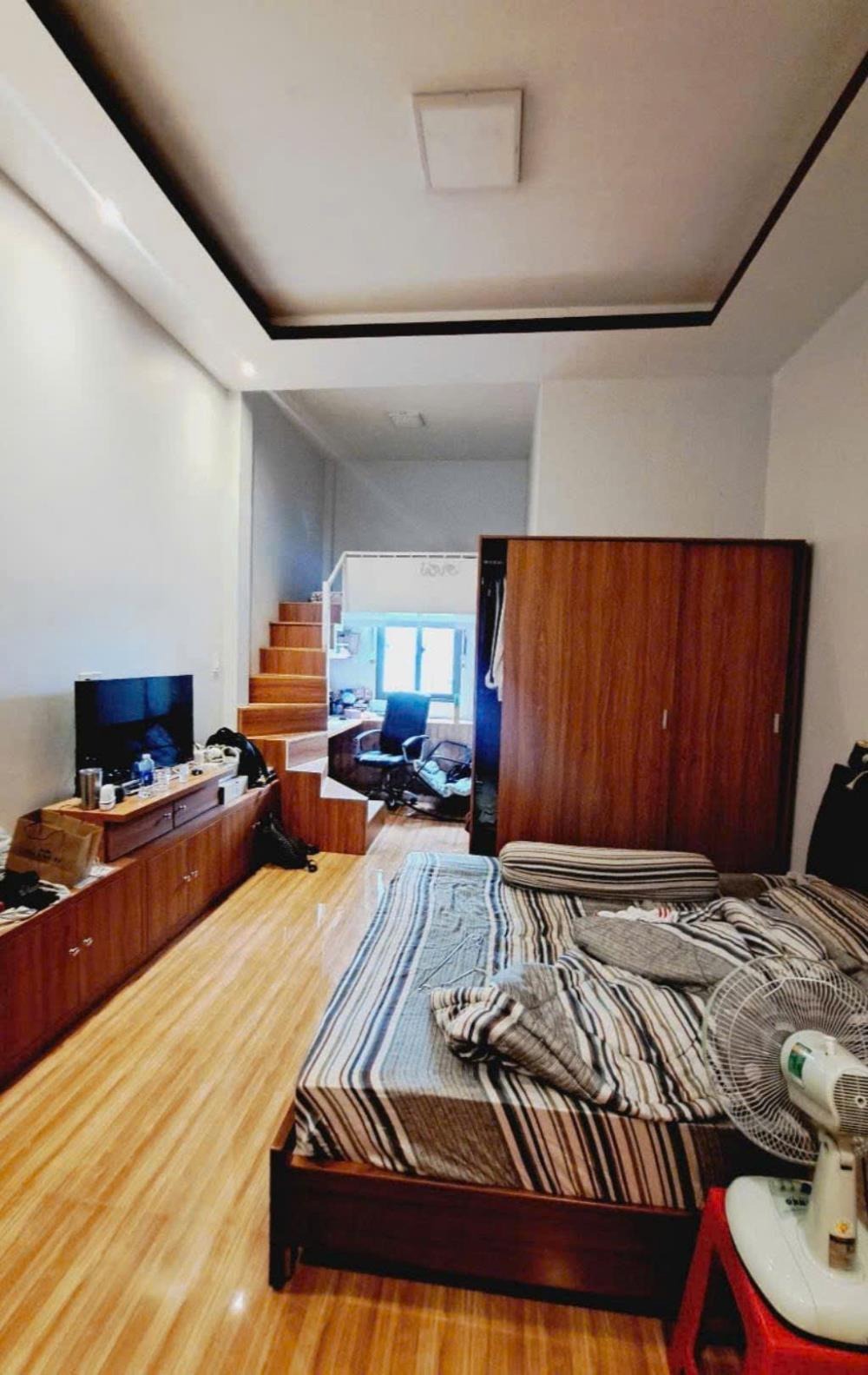 Nhà Mặt Tiền Tân Bình - 80m2, 3 Tầng BTCT, Vị Trí Đắc Địa Gần Ngã Tư Bảy Hiền