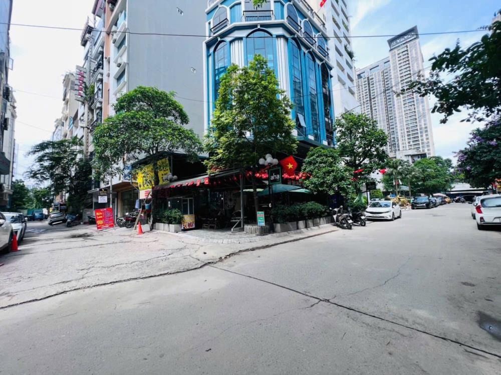 Bán tòa nhà văn phòng Dương Khuê, Nam Từ Liêm - 33.8 tỷ - Vị trí đắc địa, full tiện ích