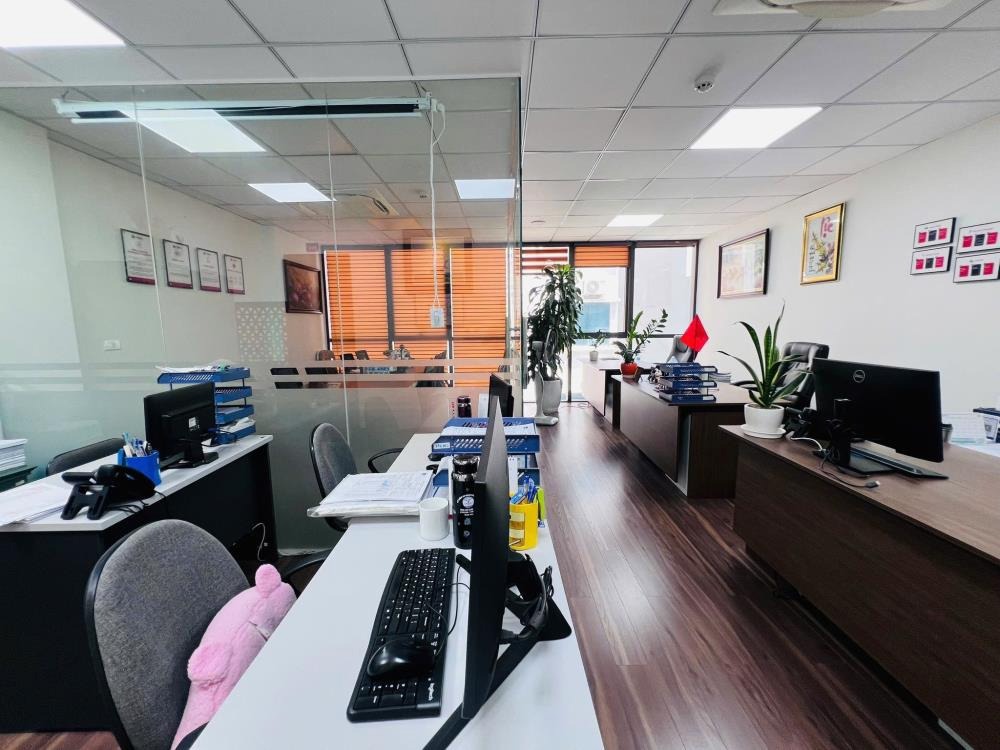 Bán tòa nhà văn phòng Dương Khuê, Nam Từ Liêm - 33.8 tỷ - Vị trí đắc địa, full tiện ích