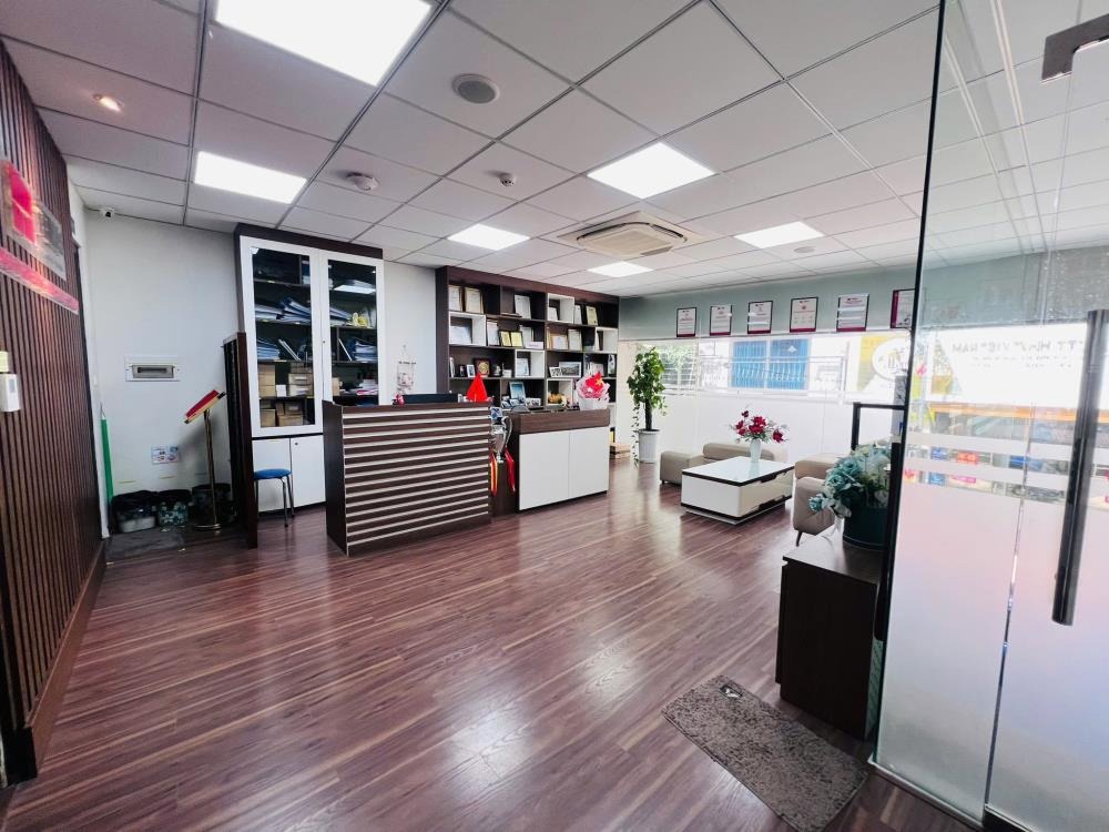 Bán tòa nhà văn phòng Dương Khuê, Nam Từ Liêm - 33.8 tỷ - Vị trí đắc địa, full tiện ích
