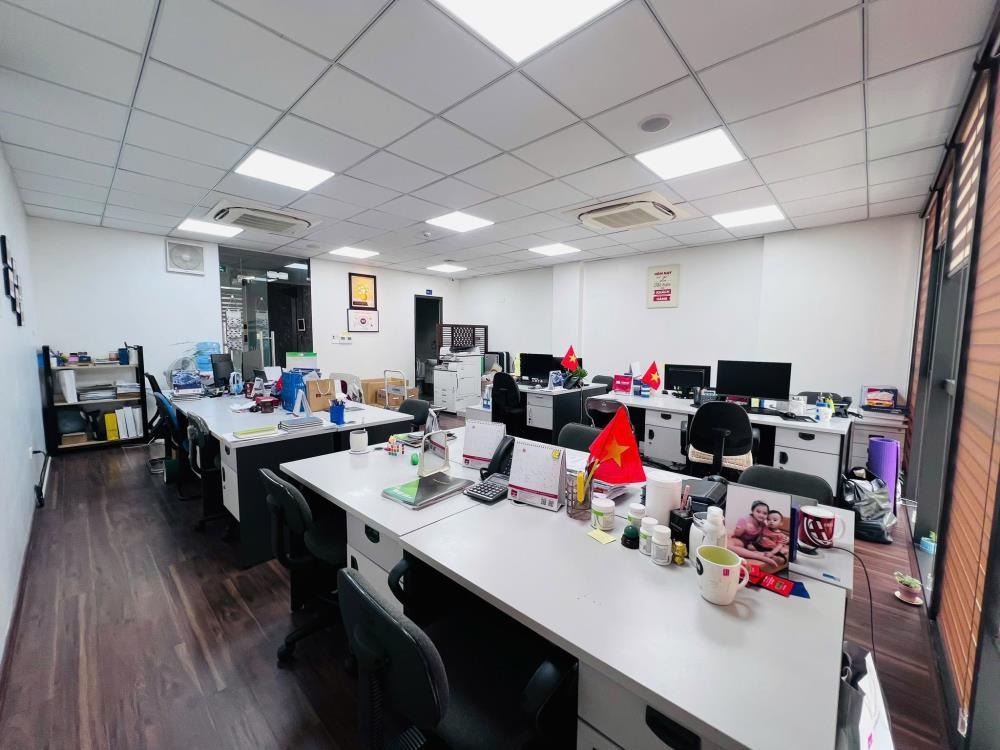 Bán tòa nhà văn phòng Dương Khuê, Nam Từ Liêm - 33.8 tỷ - Vị trí đắc địa, full tiện ích