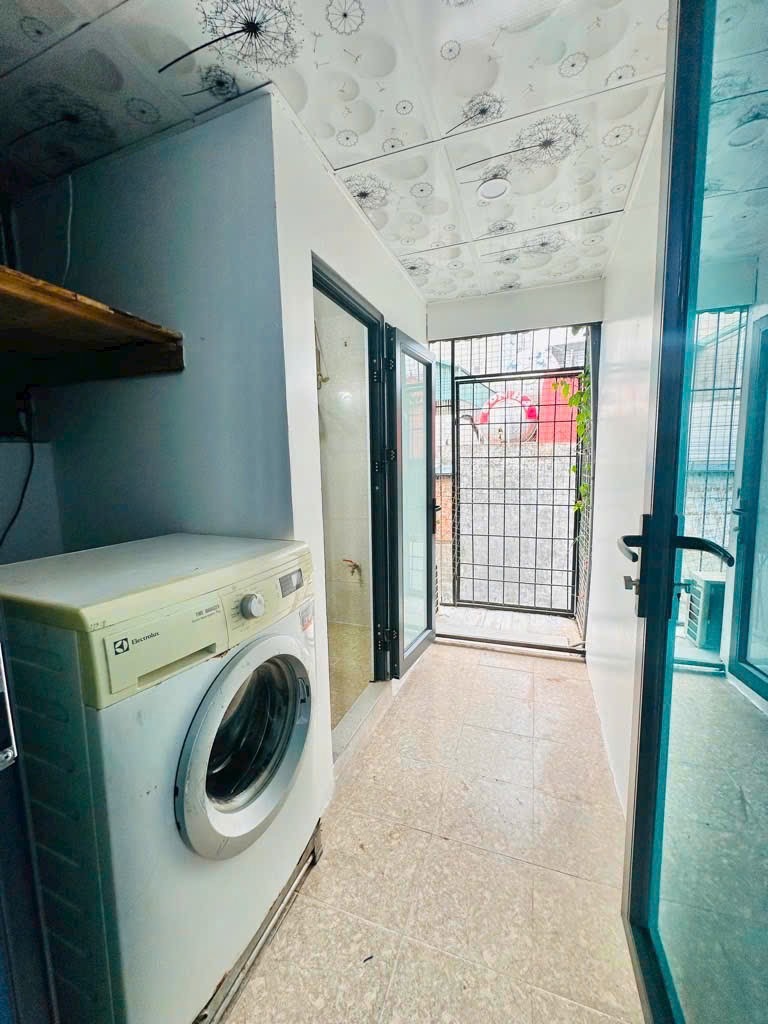 Bán Nhà Tập Thể Minh Khai Giá Tốt - Diện Tích 55m² - 2 tỷ+