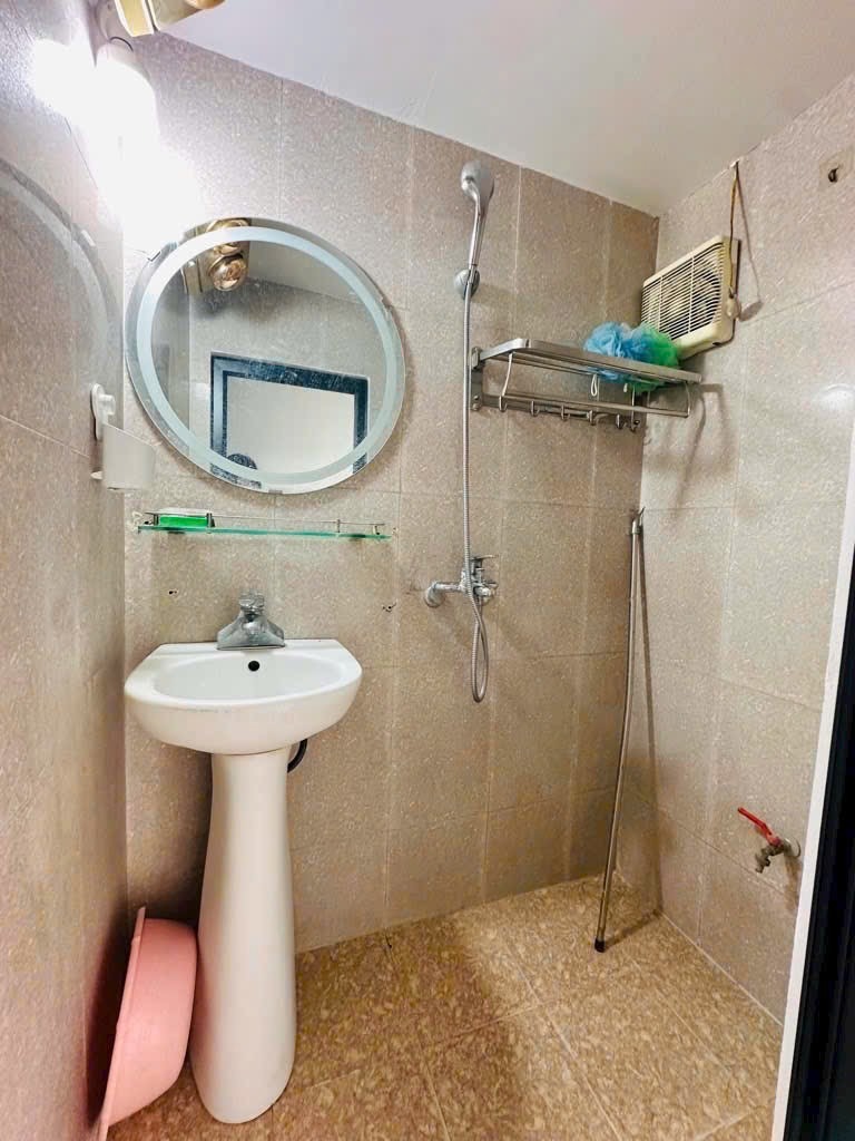 Bán Nhà Tập Thể Minh Khai Giá Tốt - Diện Tích 55m² - 2 tỷ+