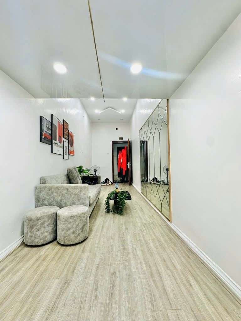 Bán Nhà Tập Thể Minh Khai Giá Tốt - Diện Tích 55m² - 2 tỷ+