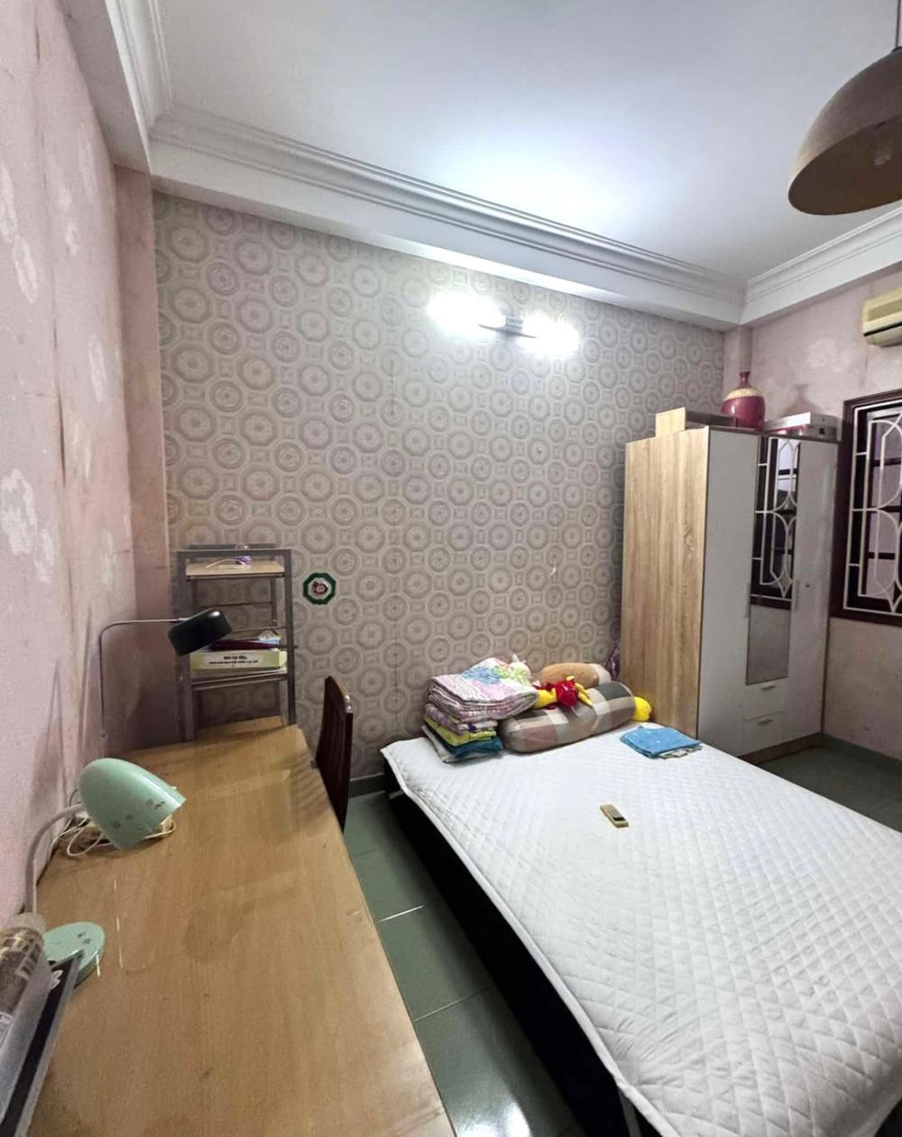 Gấp bán nhà Nguyễn Văn Đậu 97m2, 4 tầng, 14.7 tỷ - Vị trí đắc địa