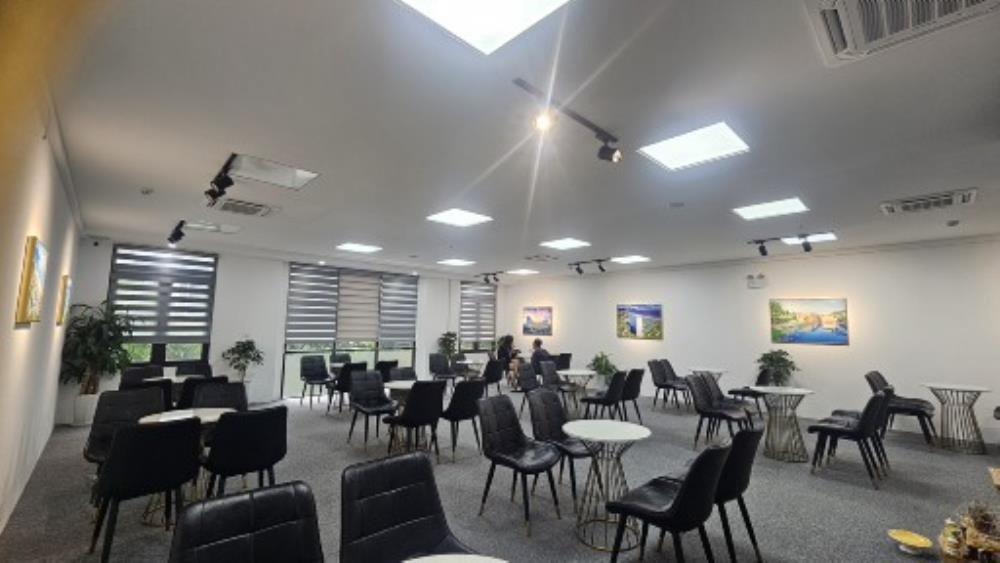 Cho Thuê Văn Phòng Xuân Phong Building Duy Tân - Giá Tốt, Hoàn Thiện